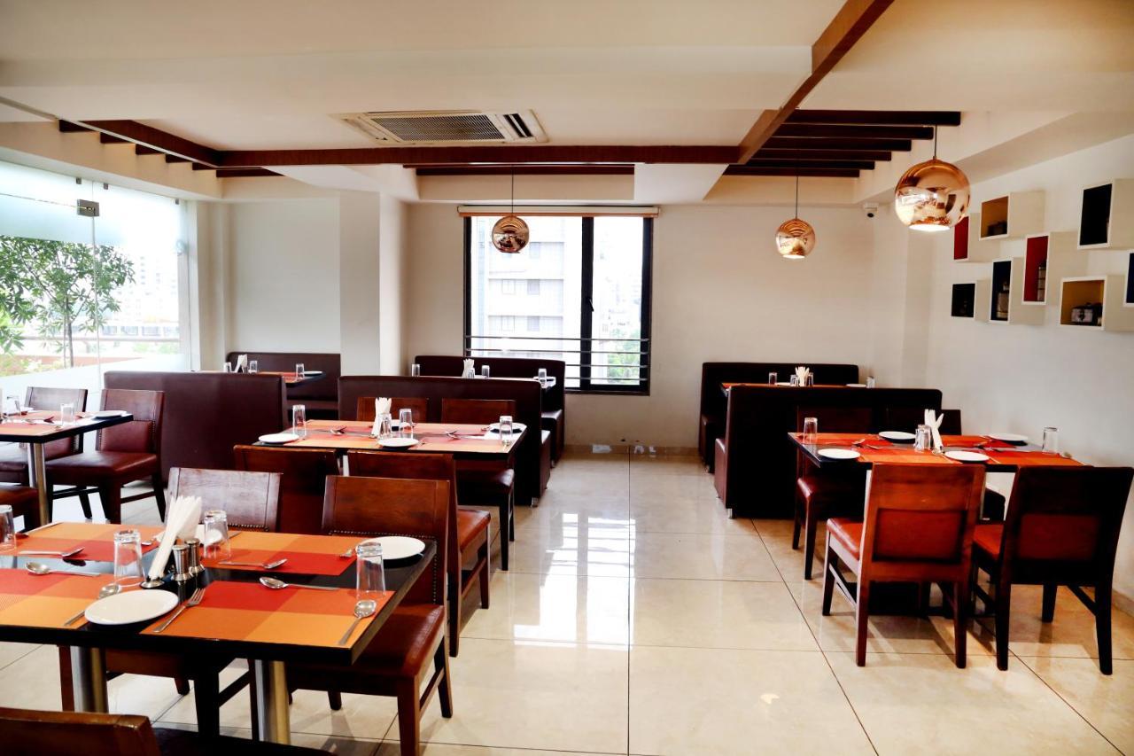 The Park Residency Hotel Ahmedabad Luaran gambar